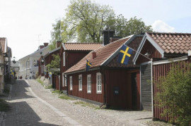 Övre Bergsgatan en solig Söder Söndag i Maj