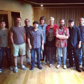Inspelning av Just Do It albumet 2014 i Addicition Sounds Studio i Nashville. Musiker i bild: Scott Baggett, Tim Marks, David Kahmusky, Pat Buchanan, Chad Cromwell, Bobby Wood